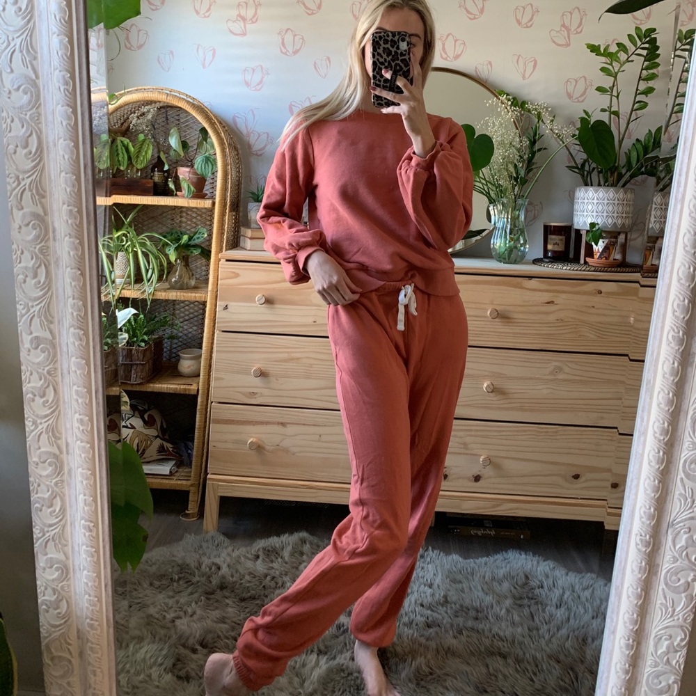 Two piece jogger set in pink